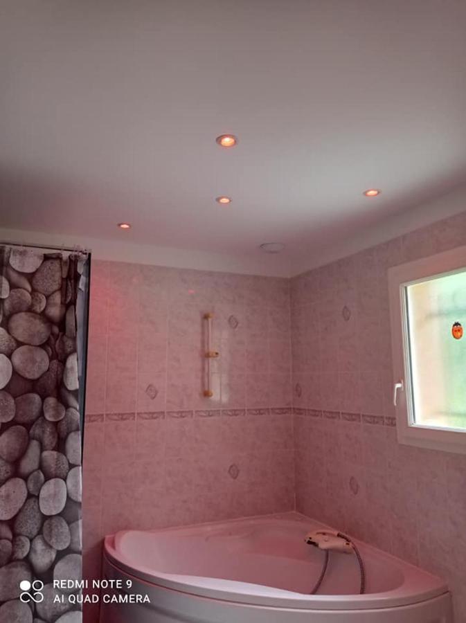 Appartement Le Domaine Des Libellules Proche Walibi Corbelin Exterior photo